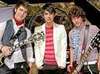Lyrics to Burnin' Up by The Jonas Brothers - Music - ...by members of hellokids.com