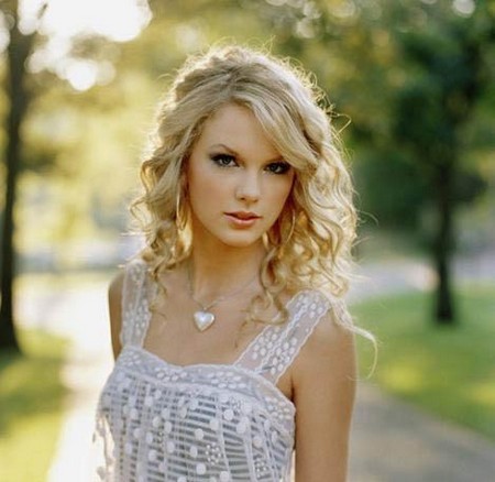 Fifteen lyrics- Taylor Swift Taylor Swift Drawing. Fifteen lyrics- Taylor Swift