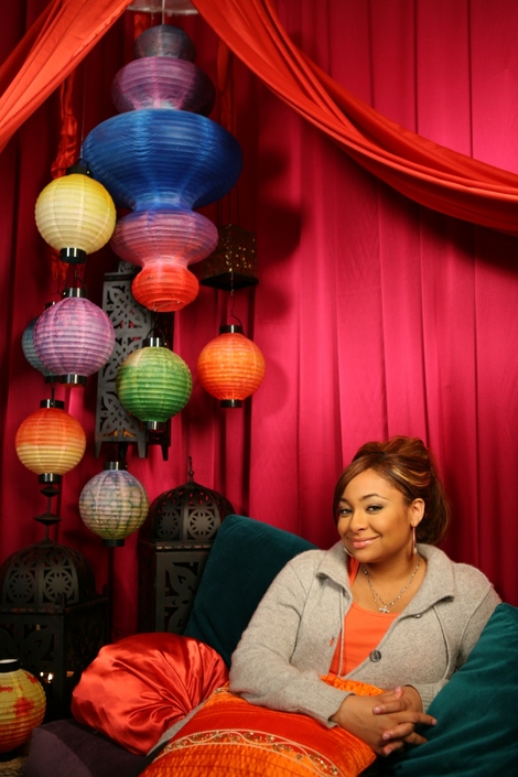 http://images.hellokids.com/_uploads/membres/articles/20090727/8hy5e_rs-lanterns-2-low-res.jpg