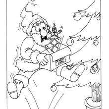 Santa's frightened coloring page