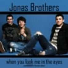 Jonas Brothers video : When You Look Me In The Eyes