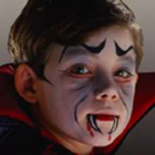 Dia das Bruxas, Pintura facial do Dracula para crianças