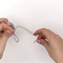 How to make whirly bracelet - Kids Craft - HOW-TO videos - JEWELLERY CRAFTS how to videos