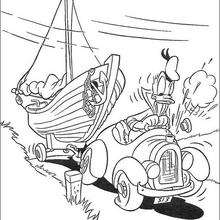 Donald Duck and the boat coloring page