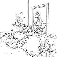 Donald Duck is gardening - Coloring page - DISNEY coloring pages - Donald Duck coloring pages